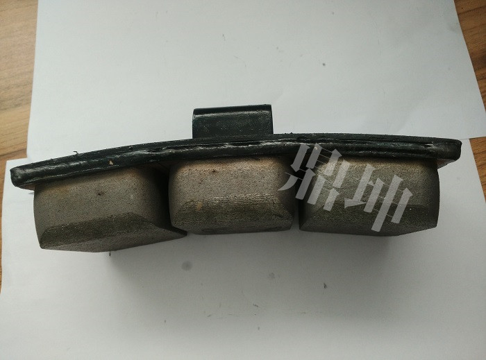 粉末冶金閘瓦的優缺點分析