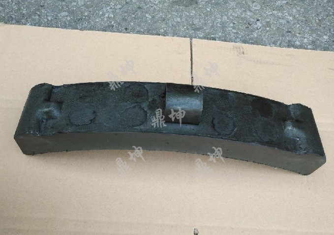 DF12內燃機車合成閘瓦