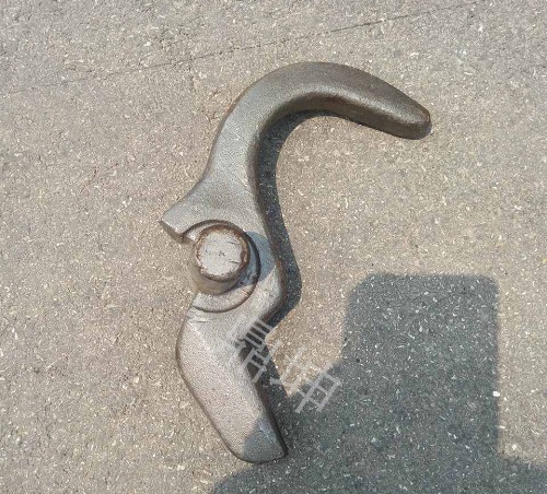 13號車鉤鉤舌推鐵
