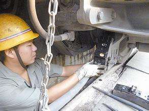 DF7G型機(jī)車閘瓦偏磨問(wèn)題淺析