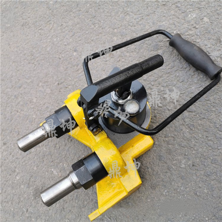 YGJD-60型液壓軌距調整器