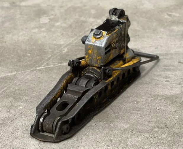 修整道岔需要用到的各類工具