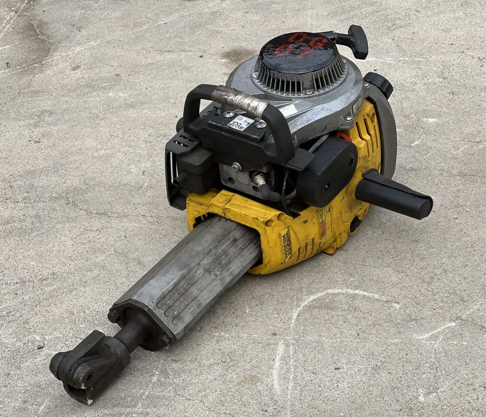 鐵路內燃搗固機的日常維護步驟