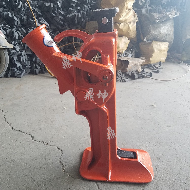 TY82-02A型齒條起道機