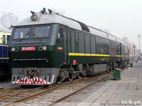 東風11專（DF11Z）型準高速客運內燃機車