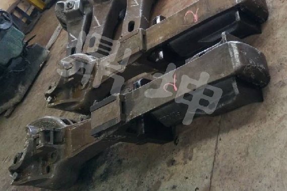 13號貨車車鉤總成（含緩沖器，鉤尾框）